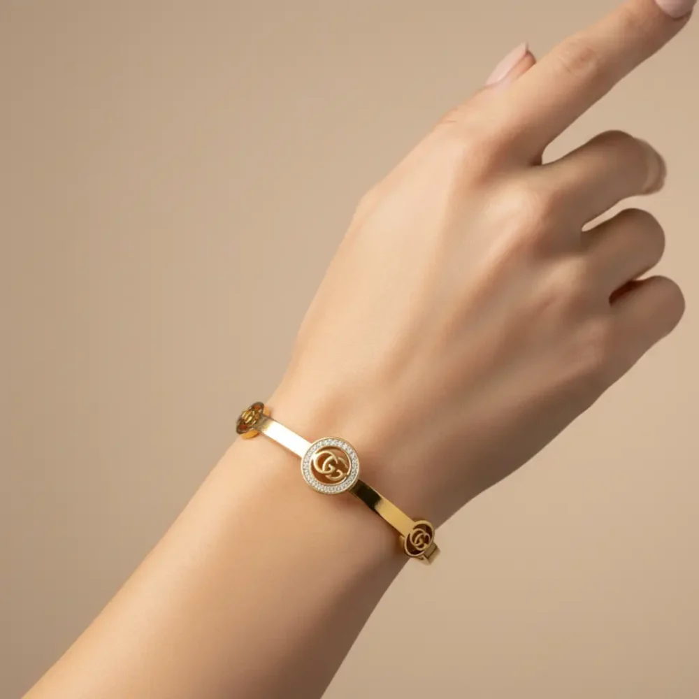 emblem-halo-bangle-trendy-jewel